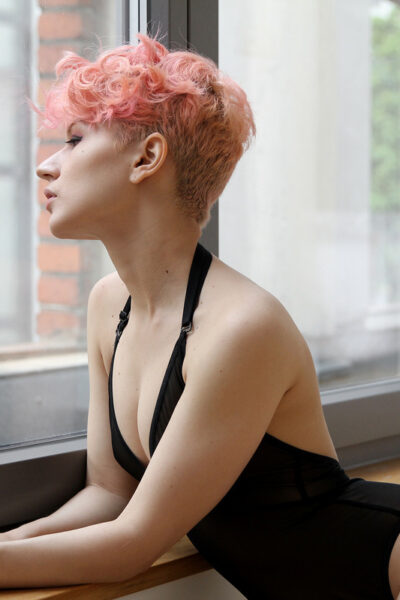 Sexy girl Vicky Addams sports dyed hair while getting naked to fuck Image #2