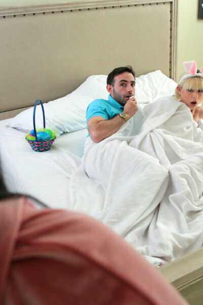 Blonde sweetie with bunny ears Jessie Saint takes a boner in her tasty twat Image #11