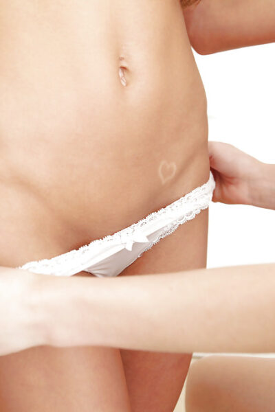 Tiny lesbian teens Dakota Skye and Marry Lynn shaving together Image #14